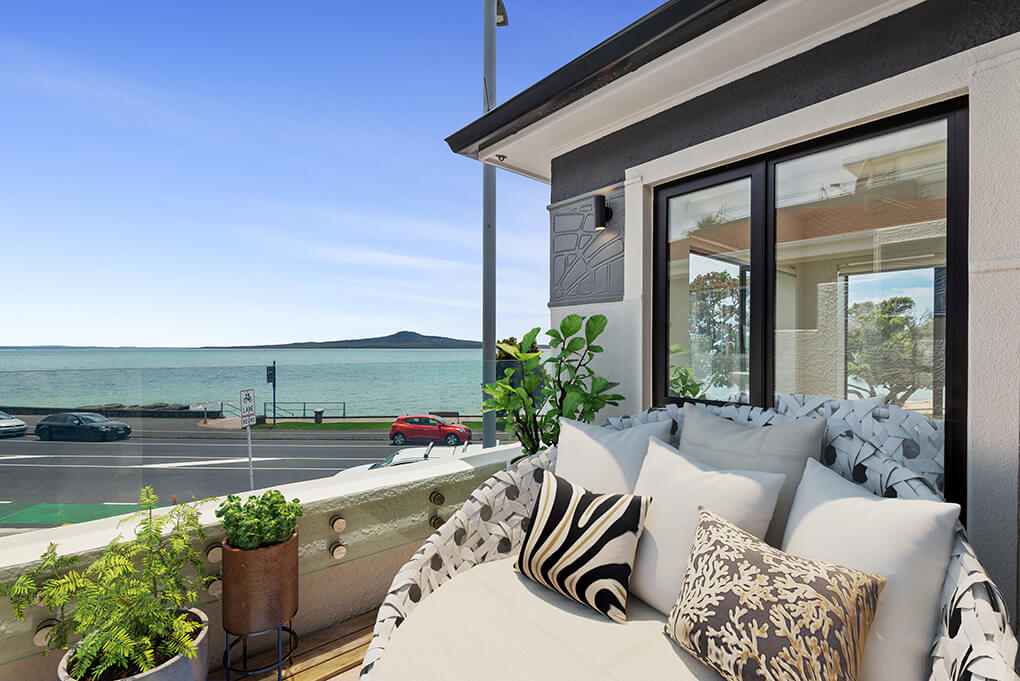 Unit 3 | Living Room Deck