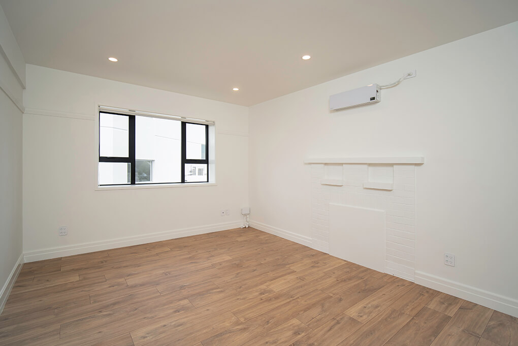 Unit 8 | Living & Dining